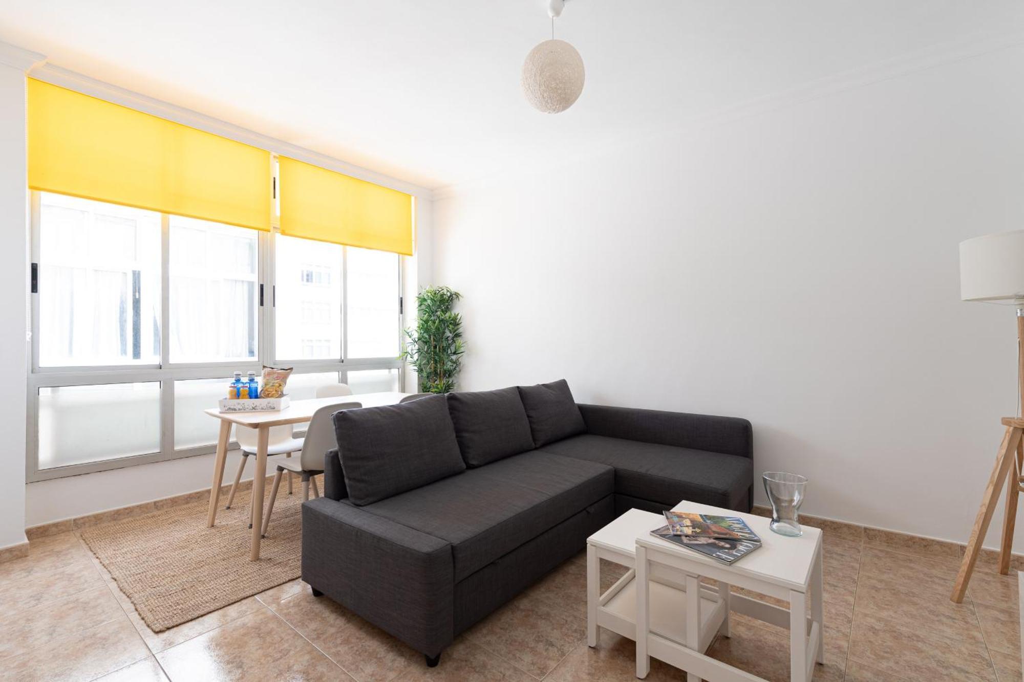 Almar Sagasta Apartment